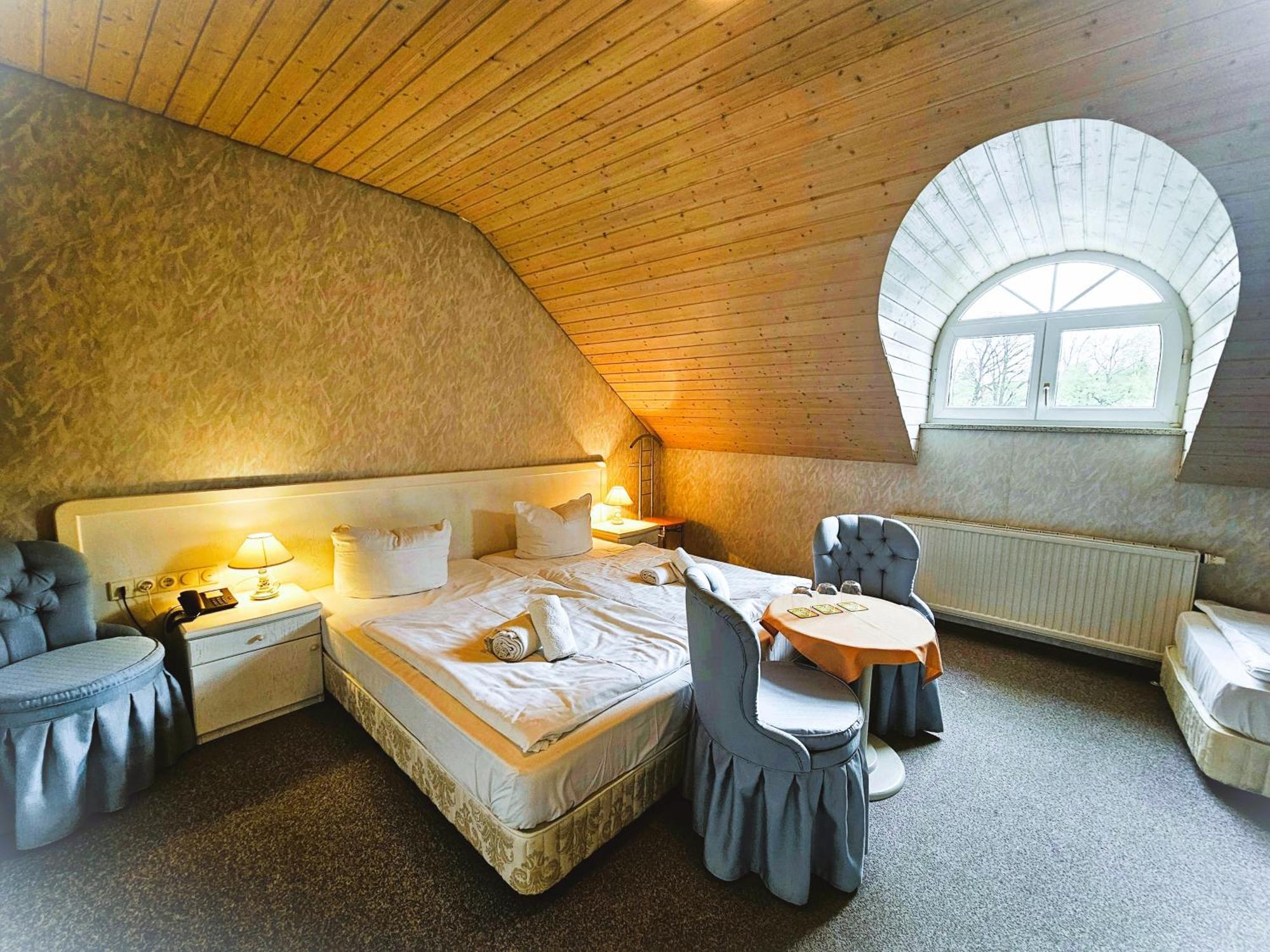 Al Gondoliere Hotel Oppach Екстериор снимка